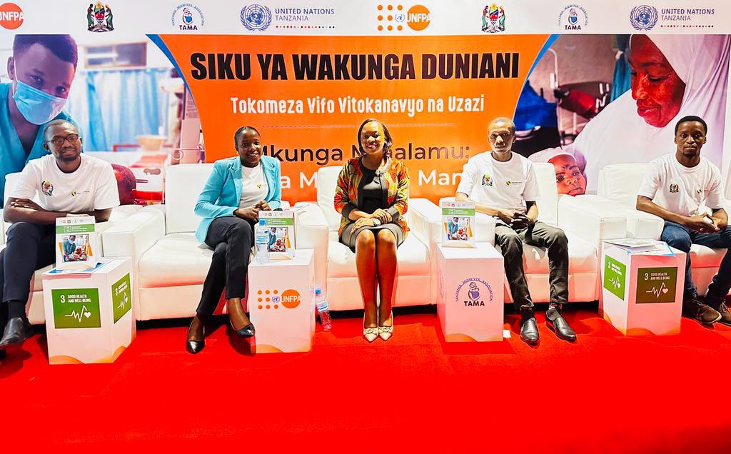beatrice_makula's tweet photo. Participating at a roundtable discussion as we commemorate the International Day of the Midwife on 05.05.2023 
Our key message from today’s meeting is to have collective efforts in investing in Midwifery education in Tanzania 
#TogetherAgain
#Fromevidencetoreality https://t.co/0pdmr2s1fF