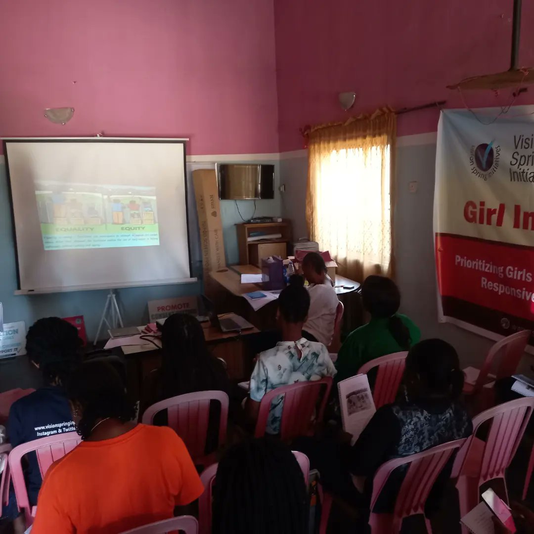 VSI_ng's tweet photo. We are thankful to EMpower Foundation for the opportunity to expand our reach and provide our #Girlimpact project to two additional schools in Ikorodu, Lagos State. Through this partnership, we aim to promote gender equality and empower young girls with the tools and knowledge https://t.co/ckoyLgo33f