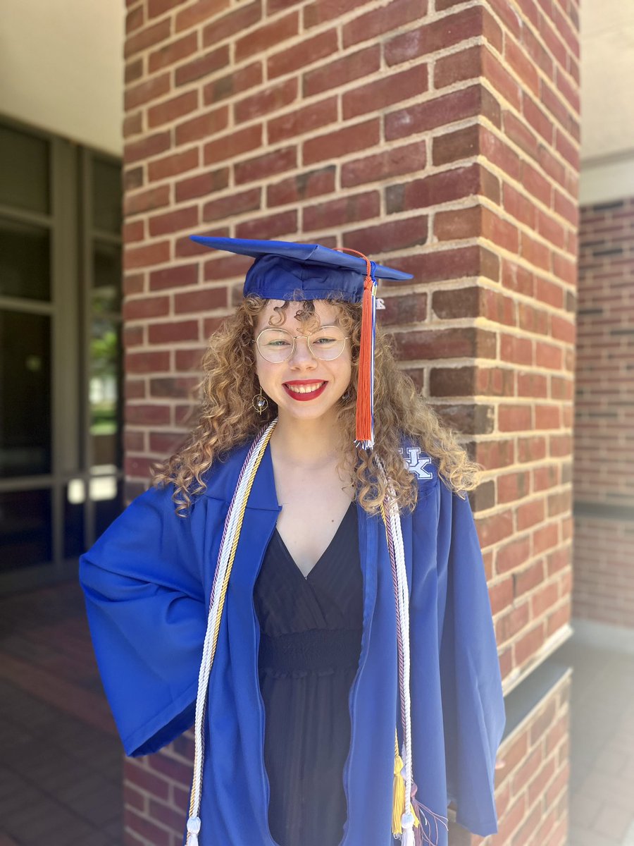 There’s our girl!!  #ukgrad #howardfamily5