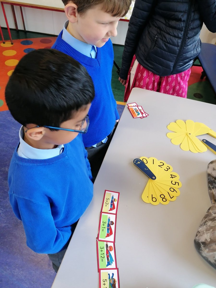 1stClSAttracta's tweet photo. More #MathsforFun 🎲🕒 https://t.co/Wp1m9tcbUa