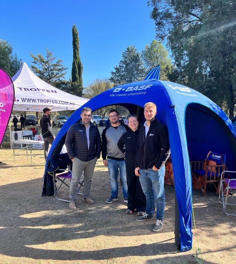 BASF_Agro_ARG's tweet photo. Parte del equipo presente en la Jornada cultivos de invierno en Santa Rosa, La Pampa. 

#BASFenelcampo https://t.co/oLohquOe6X