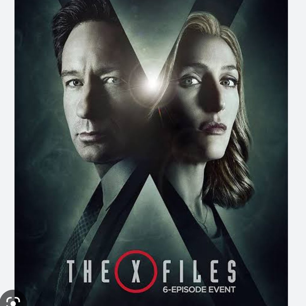 @filmlerdendetay Gizli dosyalar çocukluk travmamdı. İlk aşkım da David Duchovny nam-ı diğer Fox Mulder. Yine de Scully ile aşk yaşasınlar isterdim