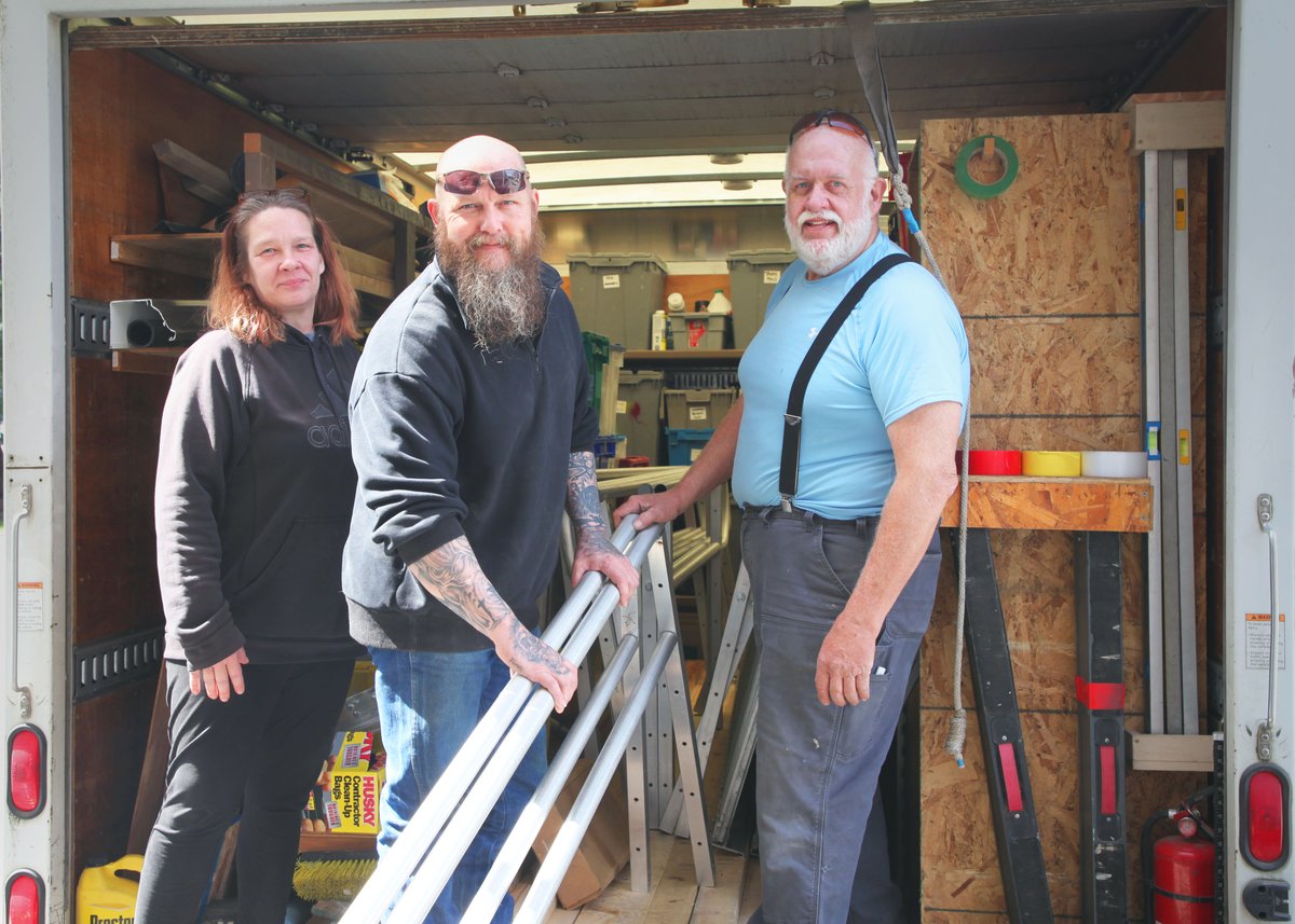 HabitatSnoCo's tweet photo. How important are our nonprofit Habitat stores to our mission?

The answer is very! Below, construction manager Chris Anderson visits our Smokey Point store to pick up a donated accessibility ramp for immediate use on a home repair project. https://t.co/2TesZ0O4pu