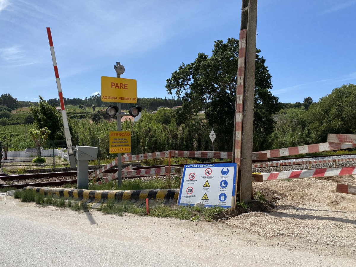 pmmrcosta's tweet image. Obras linha Oeste.
PN Vale Francas - Cadaval e Pêro Moniz
@Infra_PT @iestruturas_pt #ferrovia2020 #ferrovia #linhadooeste #comboios