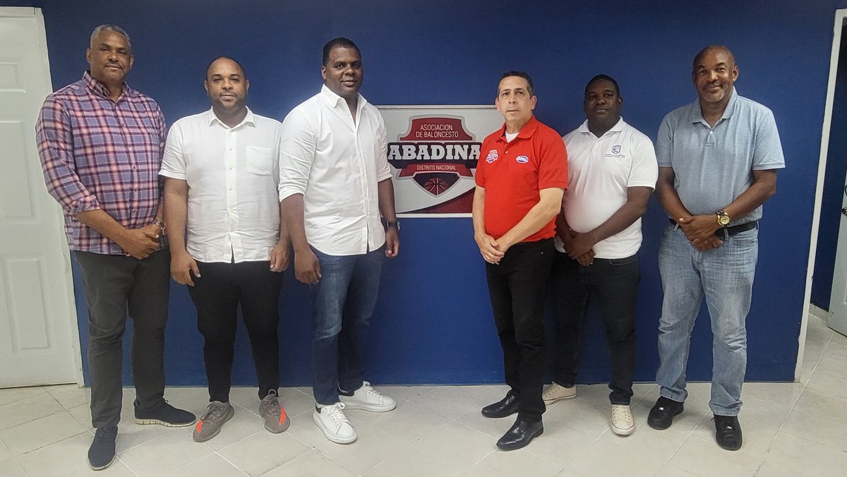 gabrielmercedez's tweet photo. Aquí parte de Comité Ejecutivo de @AbadinaOficial que preside @pesqueiradiego donde pronto harán grandes anuncios en favor de los Fanáticos del Baloncesto de la Capital.

@SanzLovaton @aminvasquezARVC https://t.co/arQs1I7Ejv