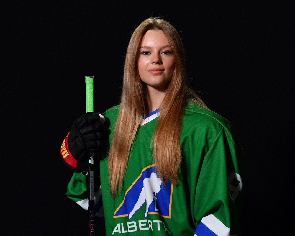 TeamABHockey's tweet photo. Players of the game for South Green vs North Grey presented by @McDonaldsCanada:

South Green: #8 Samantha Baker
North Grey: #31 Jaya Schippel

📸: LA Media

 #ABChallenge  |  #AlbertaBuilt https://t.co/Bap0ZZPolD