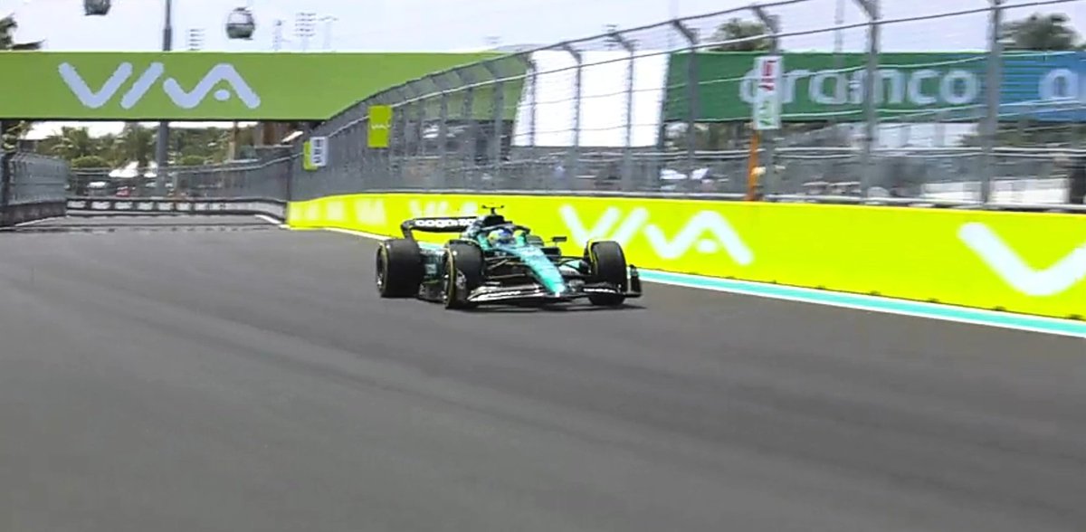 Ziroldo_'s tweet photo. Alonso y Magnussen son los primeros en salir en la Práctica 1 del #MiamiGP https://t.co/hWa6emQyu1