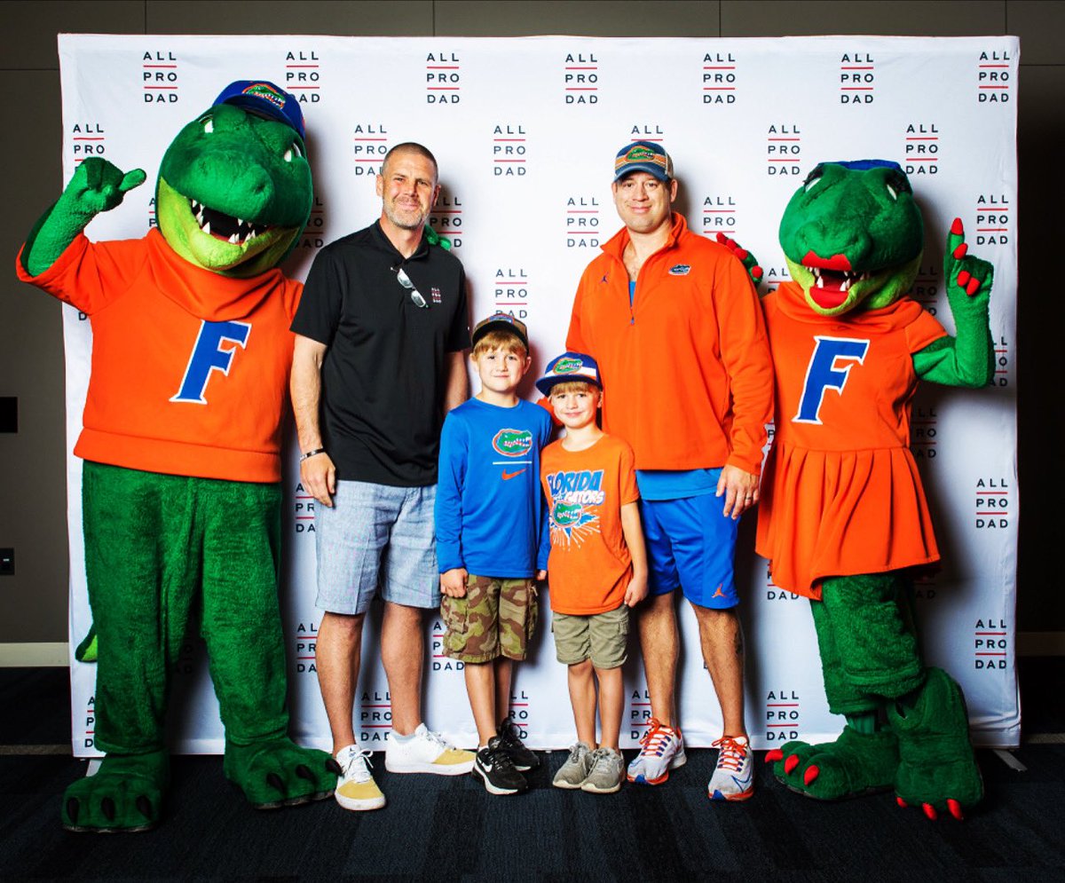 GatorJosh01's tweet photo. @coach_bnapier #BlueChipBilly https://t.co/7CnhpK0Hca