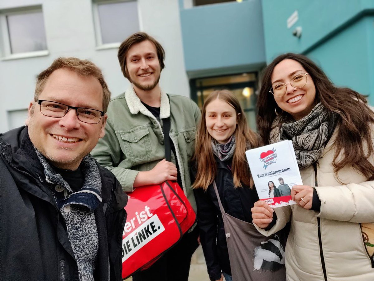 Heute wieder beim Haustürwahlkampf mit Miri, @Jonas_Thiel_ und @lgbeutin schöne Gespräche geführt und einige Wahlzusagen gesammelt ❤️
#dasgutelebenfüralle
#kommunalwahl2023