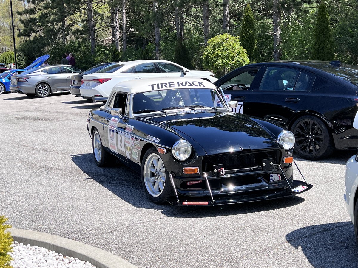 CPAutoScribe's tweet photo. Yes, friends, it’s that time of year again. We’re about to start a week of madness and One Lap Of America 2023 is shaping up to be really interesting, with a surprising and varied number of classics that haven’t raced before. 

#OLOA2023 #OLOA #OneLap https://t.co/UJ3Eole5Os