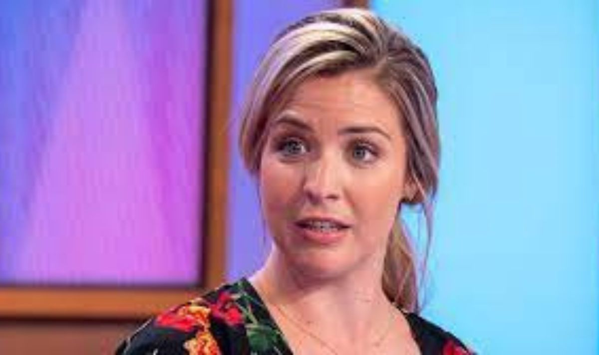 Daily_Express's tweet photo. Gemma Atkinson fumes in mock fury as fiancé Gorka cosies up to Strictly co-star on tour https://t.co/NcH7fjJDvk
#gemmatkinson #strictlylivetour https://t.co/DOG7D4rQOQ