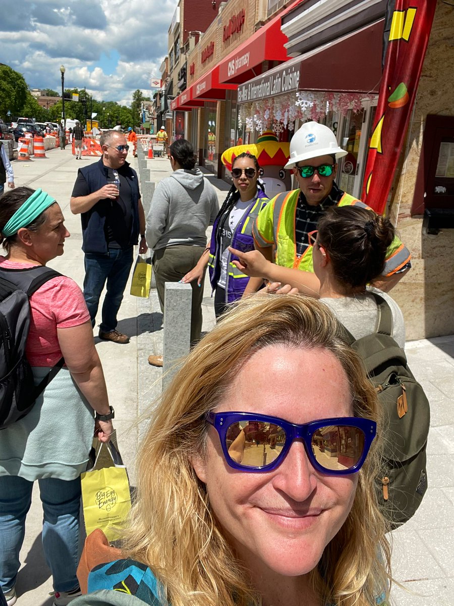 Tammy's tweet photo. Meeting three of the day: getting an update on the #ClevelandPark construction. Very close, friends. Hang in there a couple more weeks and this is gonna be so wonderful! #ANC3C https://t.co/FTkaMVqbEy