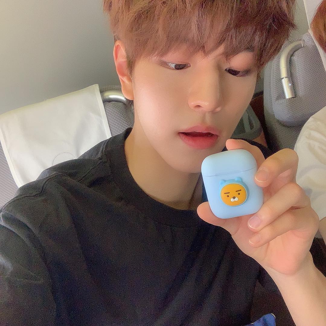 skzinsta0109's tweet photo. 190504 [🐶]

잘도착해서 준비하고 있습니당✌️
날씨 엄청 좋다 ☀️
행복한 주말 보내요!

#승스타그램 #독일_일기장20 #BackInGermany! https://t.co/zZGNoQOflM