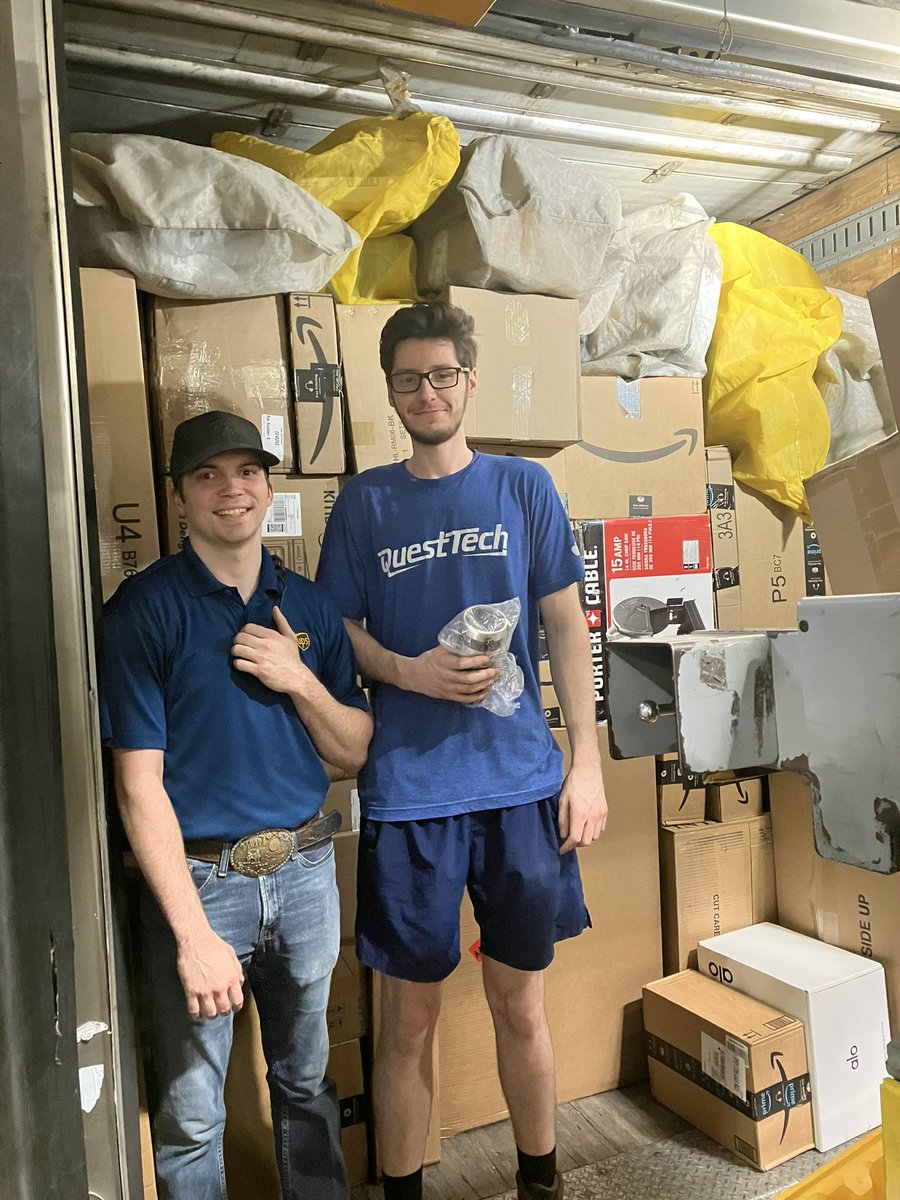 Recognizing <a href="/UPSers/">UPSers</a> Collin Gant for outstanding load quality in a hot trailer! Thank you for doing an excellent job <a href="/UPS/">UPS</a> <a href="/bigtymer504/">E.J.⚜</a> #DeliverWhatMatters