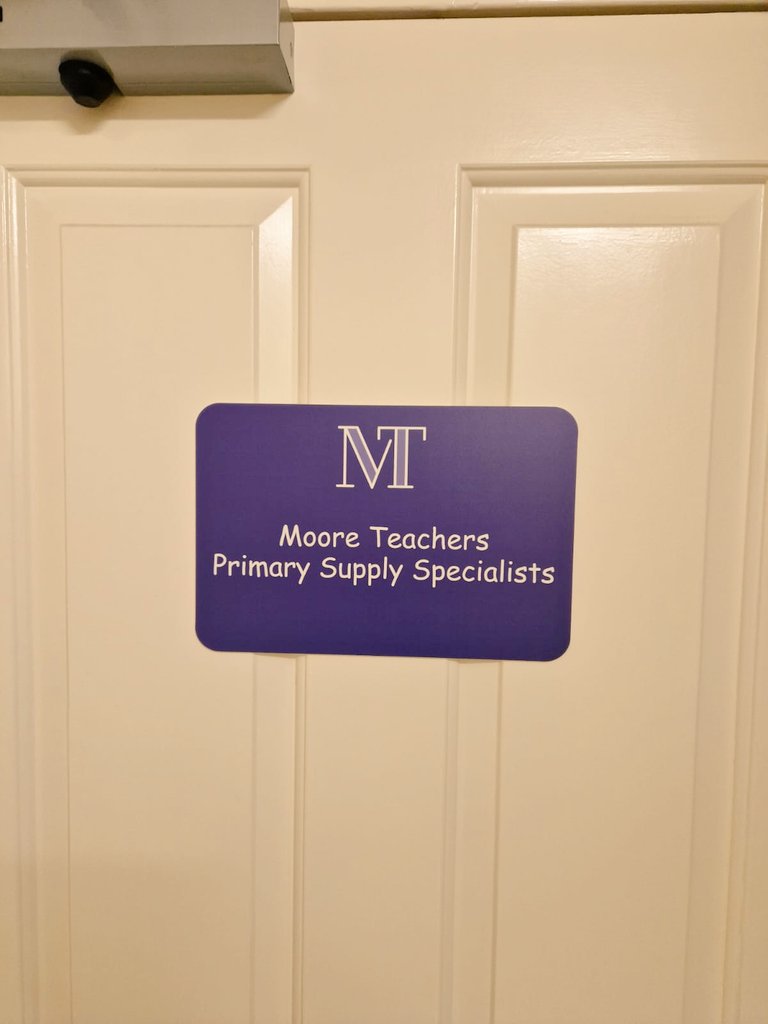 We had an office refurb! Head over to our TikTok channel to check it out! vm.tiktok.com/ZMYEmvWBY/ #hertfordshire #essex #primaryschool #teaching #supplyteacher #education #teacher #teachingassistant #learningsupportassistant