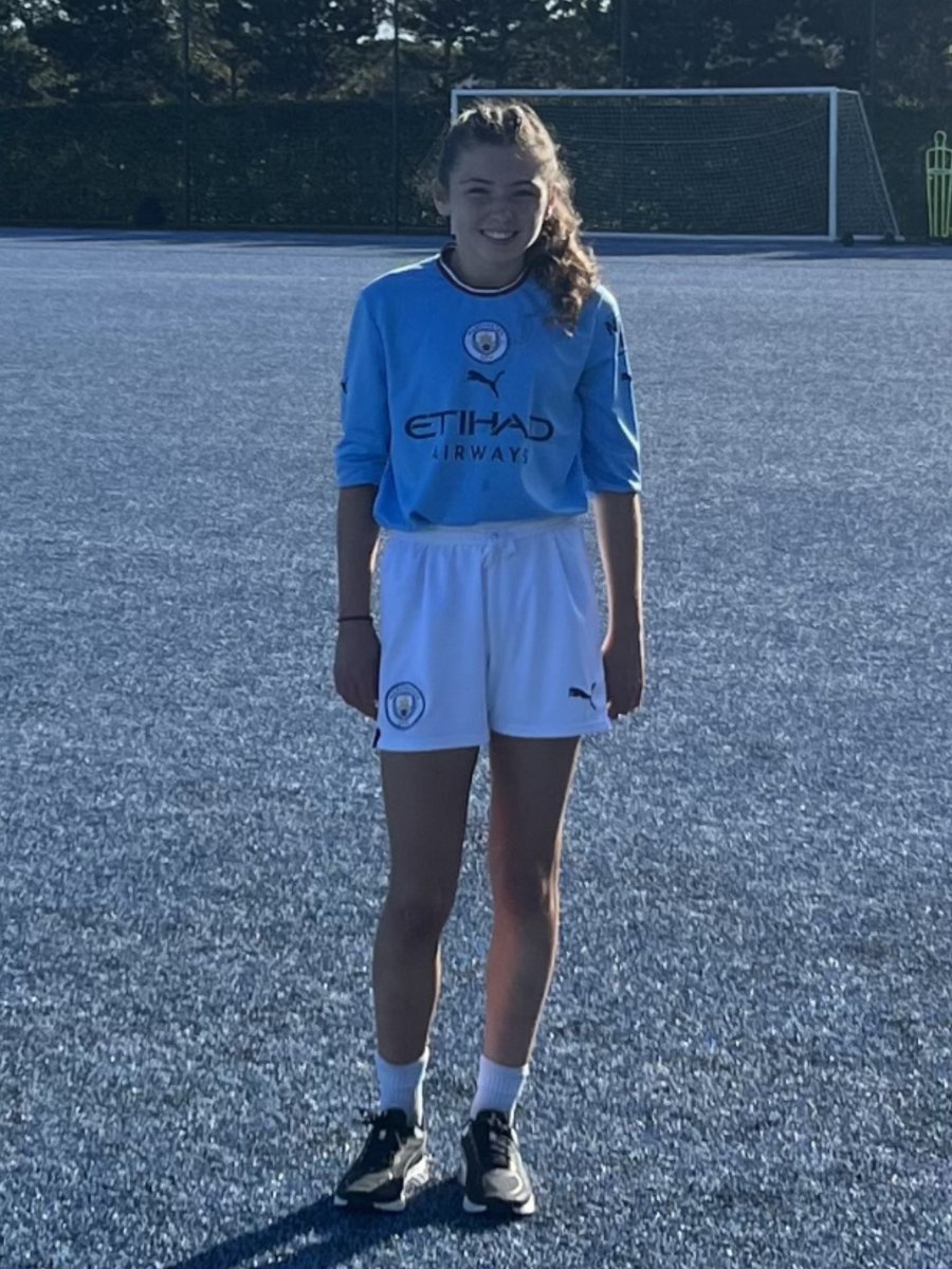 BSGDSport's tweet photo. FOOTBALL ⚽️ 
Congratulations to Y9 pupil Zara Plano, who has become the first #BSGD pupil to be selected for the ISFA U16 team💪

She has also renewed her contract with Man City academy, moving upto the U19 squad, which is a huge achievement👏 
Well done Zara 
#BSGDSport
#BSGDY9 https://t.co/IQsmC9nrYG