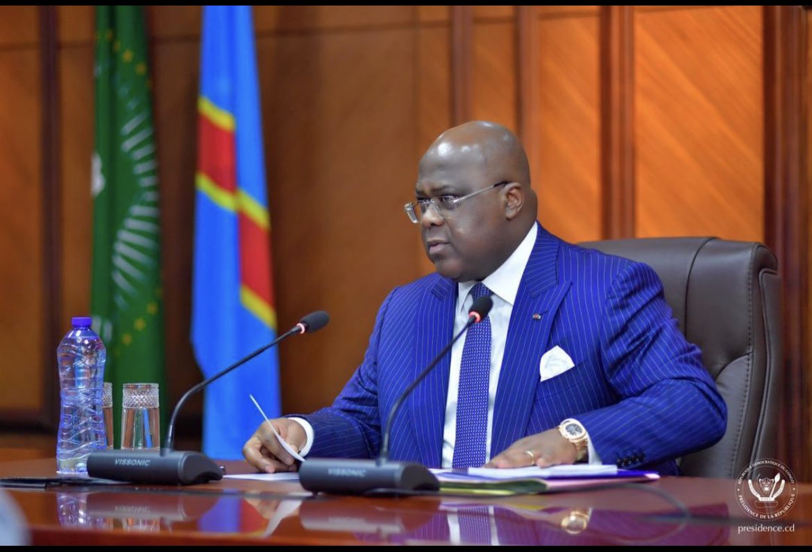 Le Président rappelle au Gouvernement que le projet de construction et de réhabilitation de l’Aéroport de Ndjili doit s’inscrire dans une dynamique d’aménagement et d’urbanisation des communes voisines à celui-ci
Au Gouvernement de s’assurer que cet ouvrage débute avant Septembre