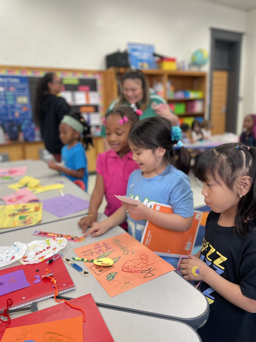 Cynthia Acosta tweet media