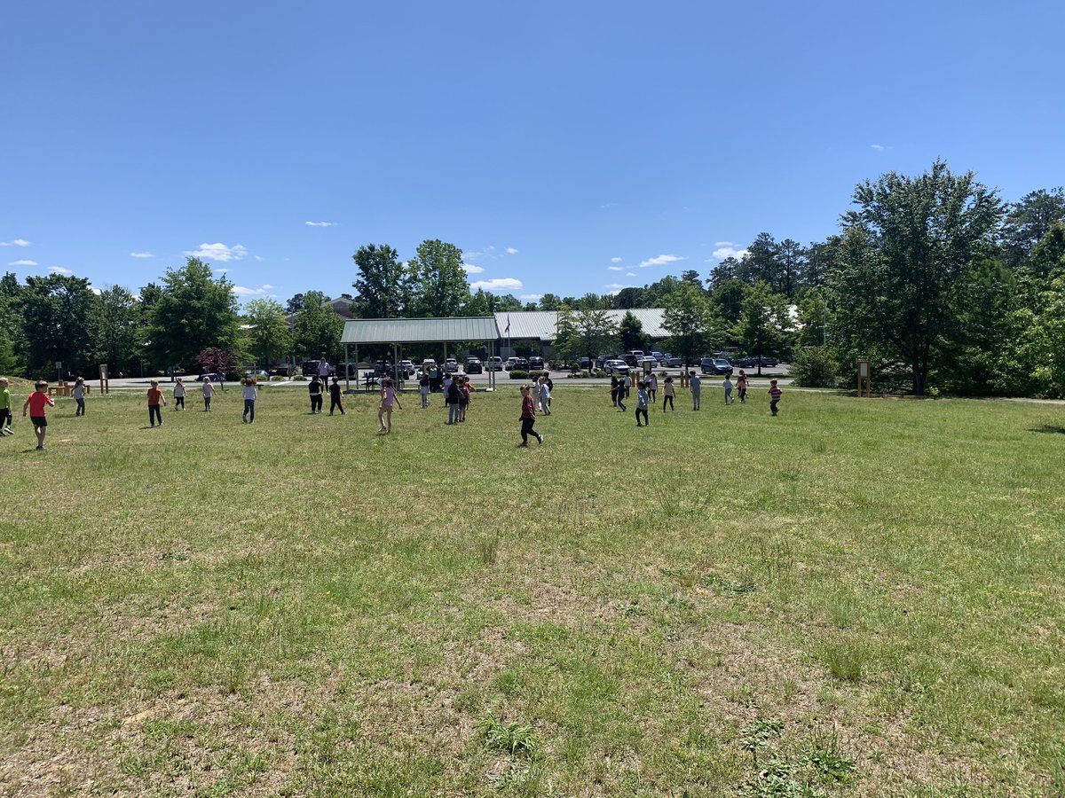 Mrs. Ayscue tweet media