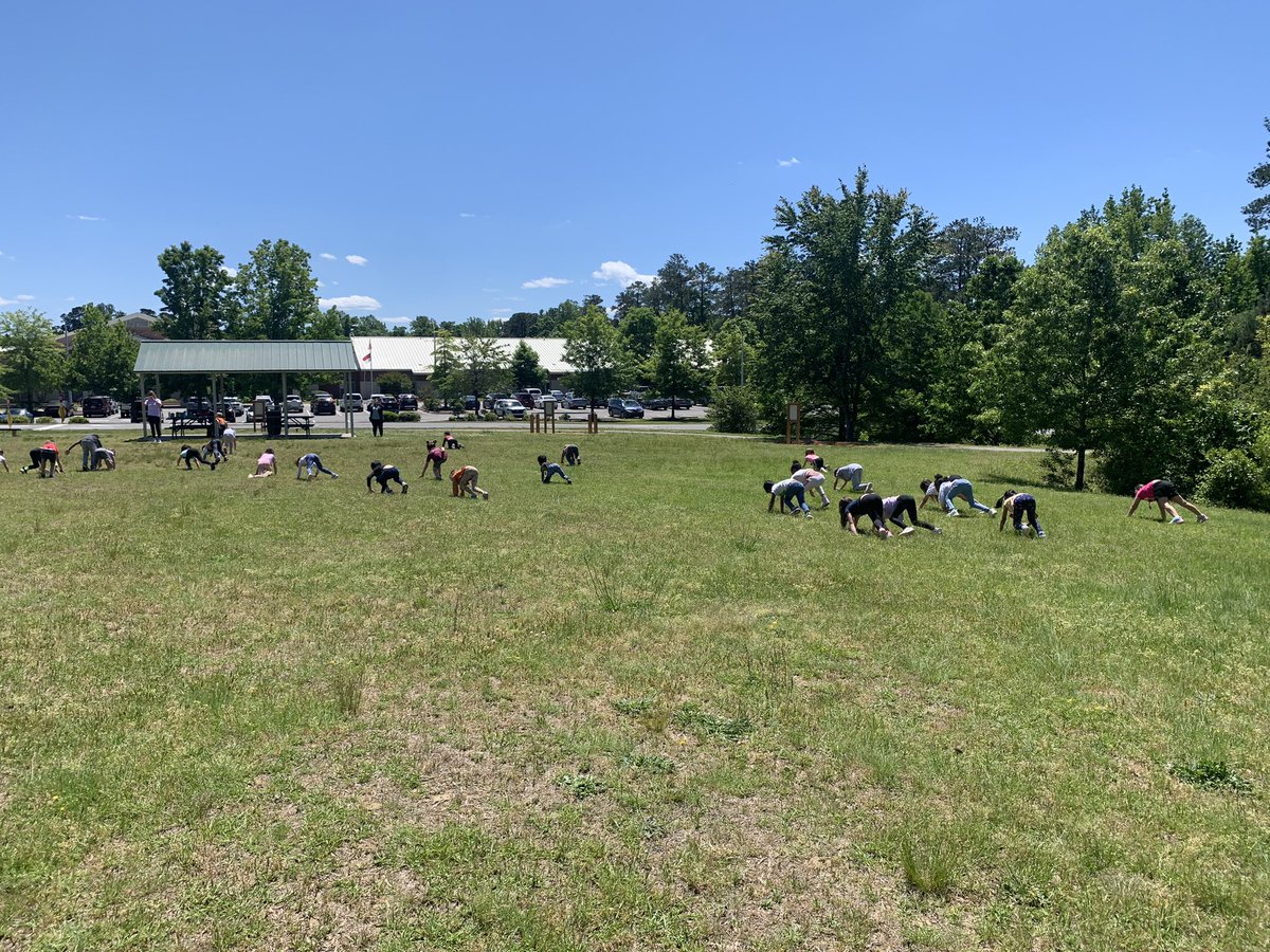 Mrs. Ayscue tweet media