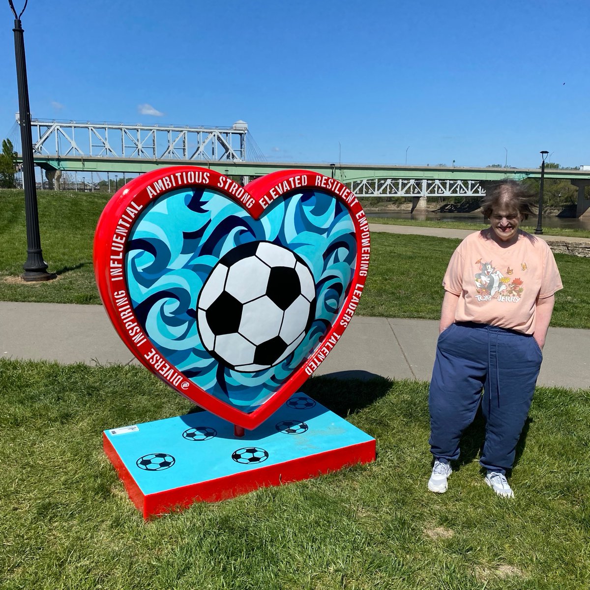 JoCoJCDS's tweet photo. We are so glad the @ParadeofHearts are back. It's so fun to visit all of the hearts. #paradeofhearts #kansascity #poh #KCParadeOfHearts https://t.co/dYcpc59HiI