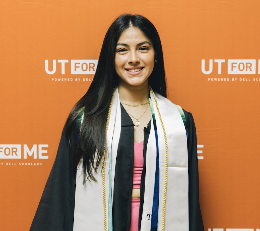 Hats off to our newest graduates! 🎓 #UTGrad23 #UT23 #UTforMeGrad #UTforMe23