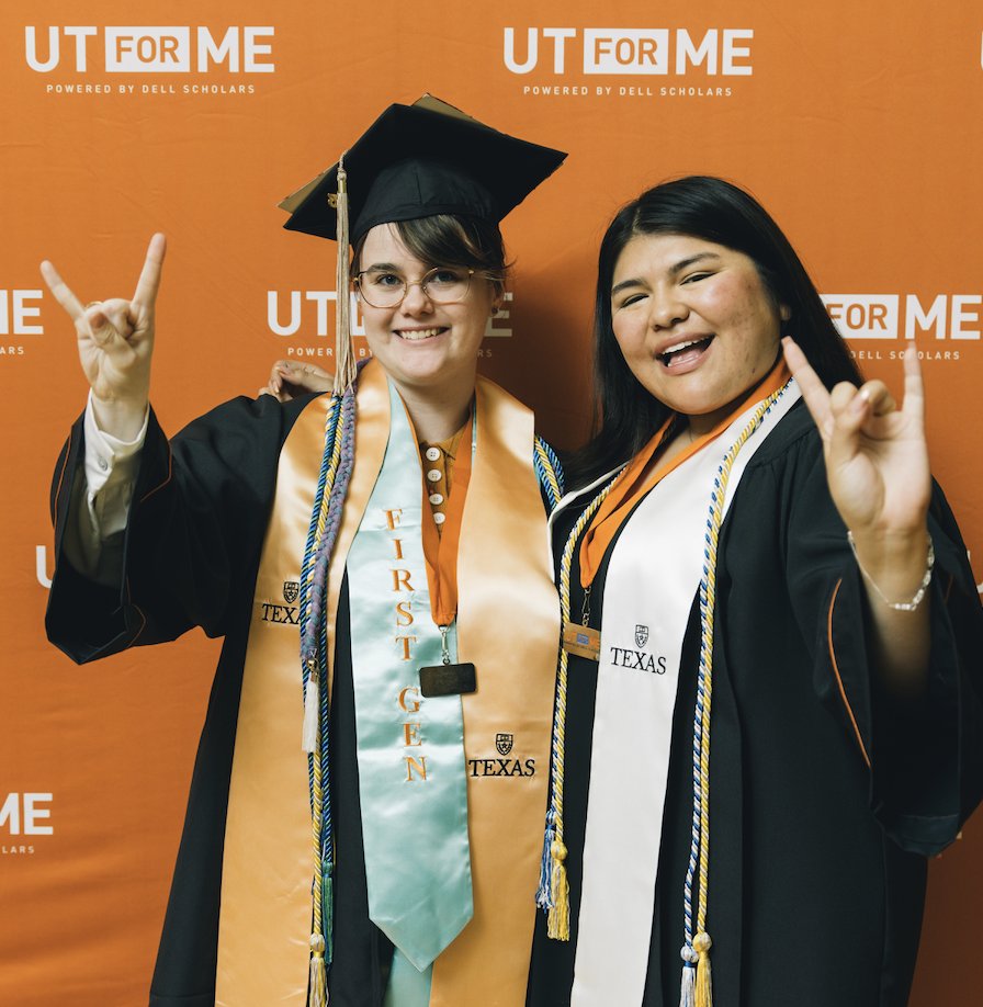 UTforMeOfficial's tweet photo. Hats off to our newest graduates! 🎓 #UTGrad23 #UT23 #UTforMeGrad #UTforMe23 https://t.co/nBT6NOvv9x