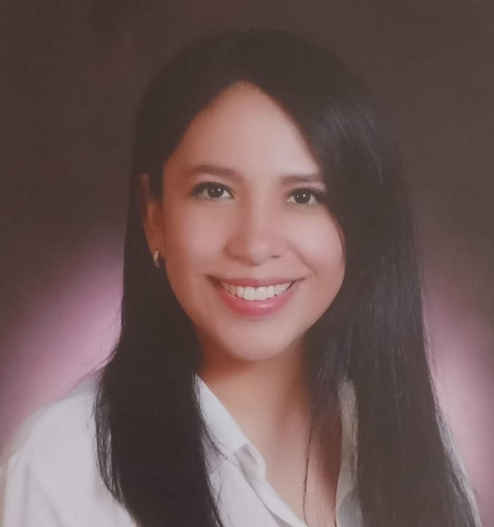 portilloruben's tweet photo. Solicitamos su apoyo para difundir es Esmeralda Islas de 30 años, llevaba jeans azules , playera blanca, botines negros. está desaparecida 
El último mensaje de ella fue a las 10:30 PM del día de ayer, su familia 
está muy preocupada. https://t.co/8ULTLO81Iz