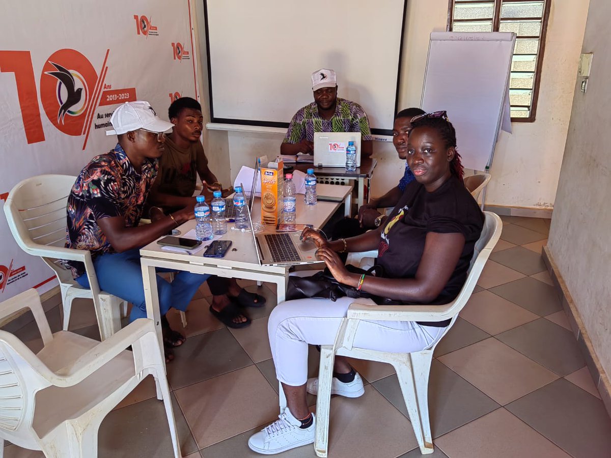 HirondelleBenin's tweet photo. Nous avons reçu ce matin la visite de la chargée de programme du réseau #EGIDES ce 5 mai 2023. Chose curieuse c'est à cette même date que nous avions accueillir Juana ALONSO chargé des programmes EGIDES le 5 mai 2021 donc 2 ans. Quelle belle coïncidence !!! @EgidesAlliance https://t.co/X4v76unjXn