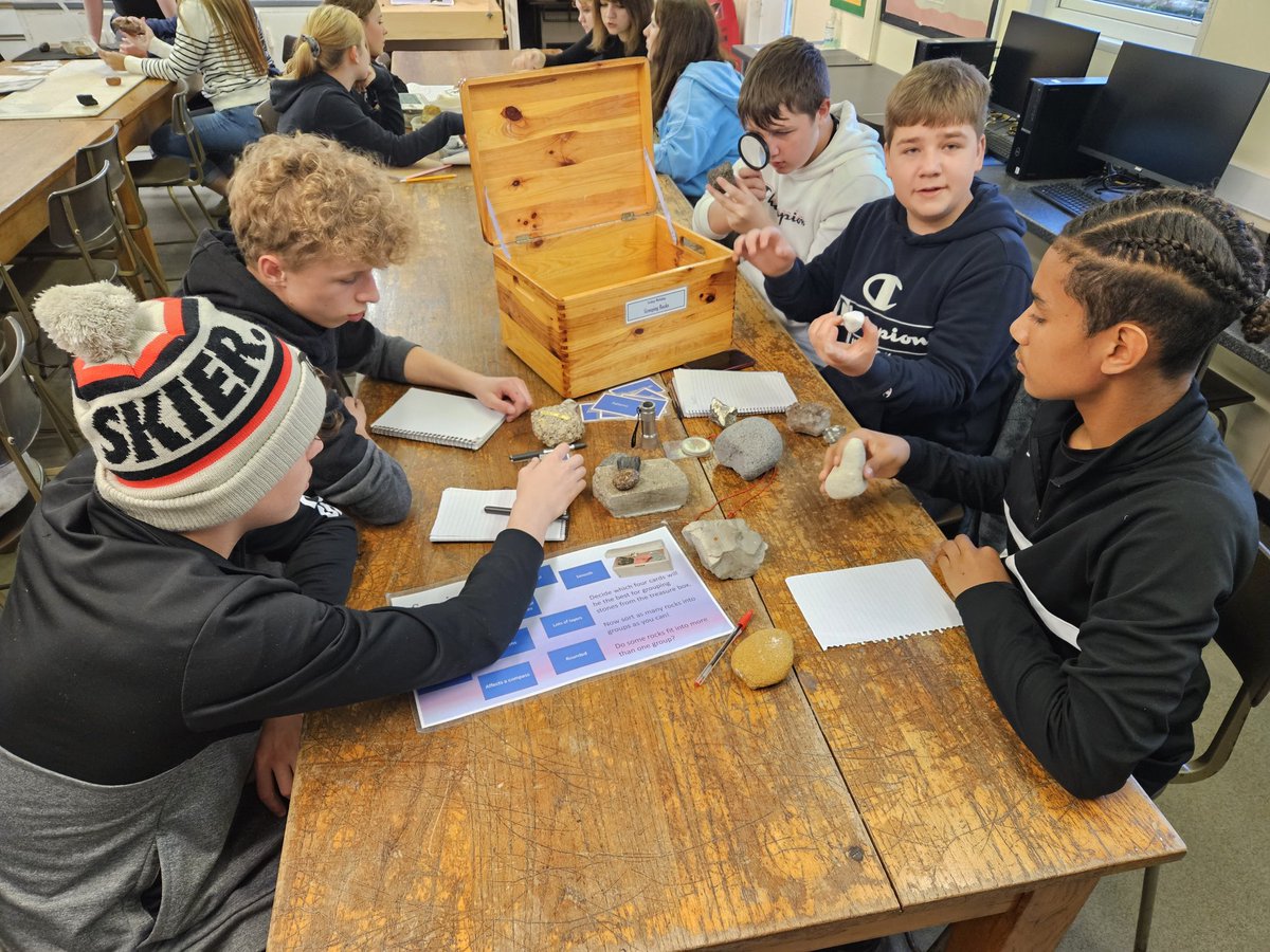 RomseyGeography's tweet photo. Nice to see the Non-Geographer staff learning as much as the students! #isthisreallyfossilisedpoo? #geology #leeson23 https://t.co/cFYfWsvBlz