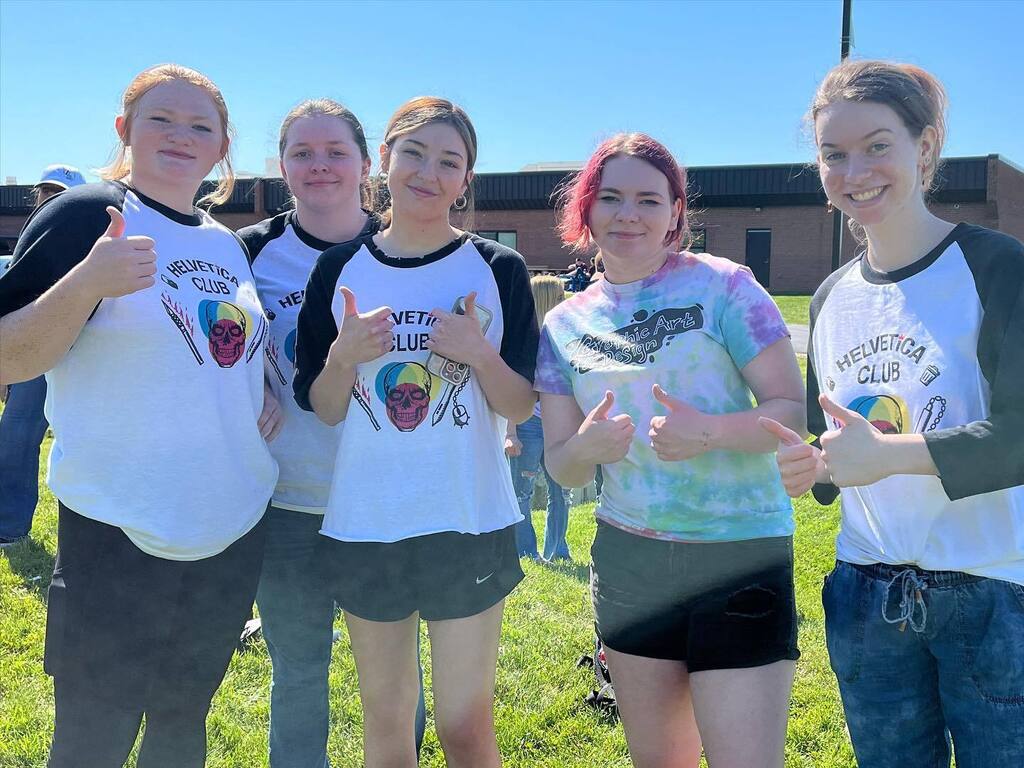 gadmectc's tweet image. Here’s our 2023 May Day shirts (along with a 2022 throwback 😆) #mectc #graphicart #screenprinting instagr.am/p/Cr3v7xCObH2/