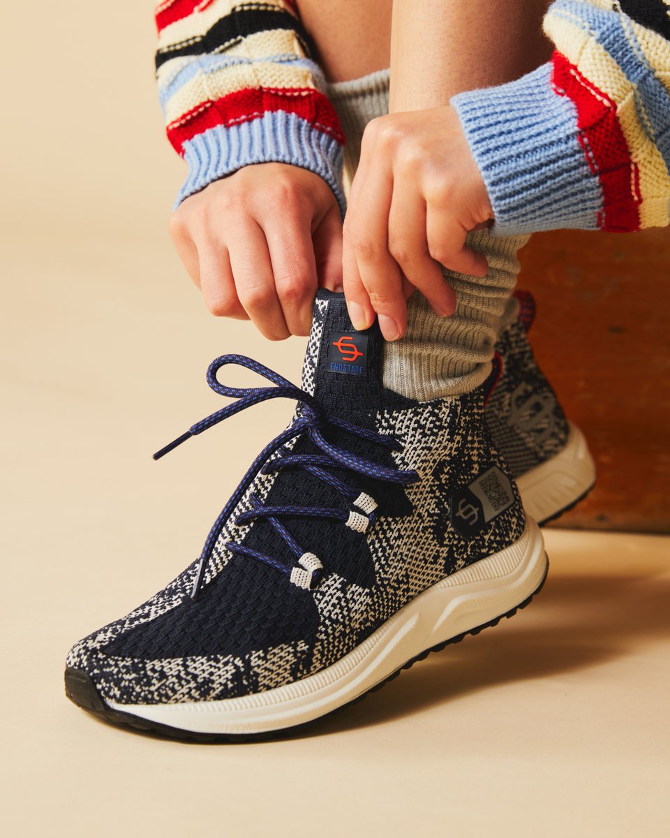 endstate's tweet photo. #Drop0

The first ever Endstate collection released in November 2021 and debuted the Predawn silhouette.

#Drop0 was fully made in the USA - the outsole was molded in Massachusetts and the knit upper was manufactured in California with recycled materials. https://t.co/jNik40Z8ga