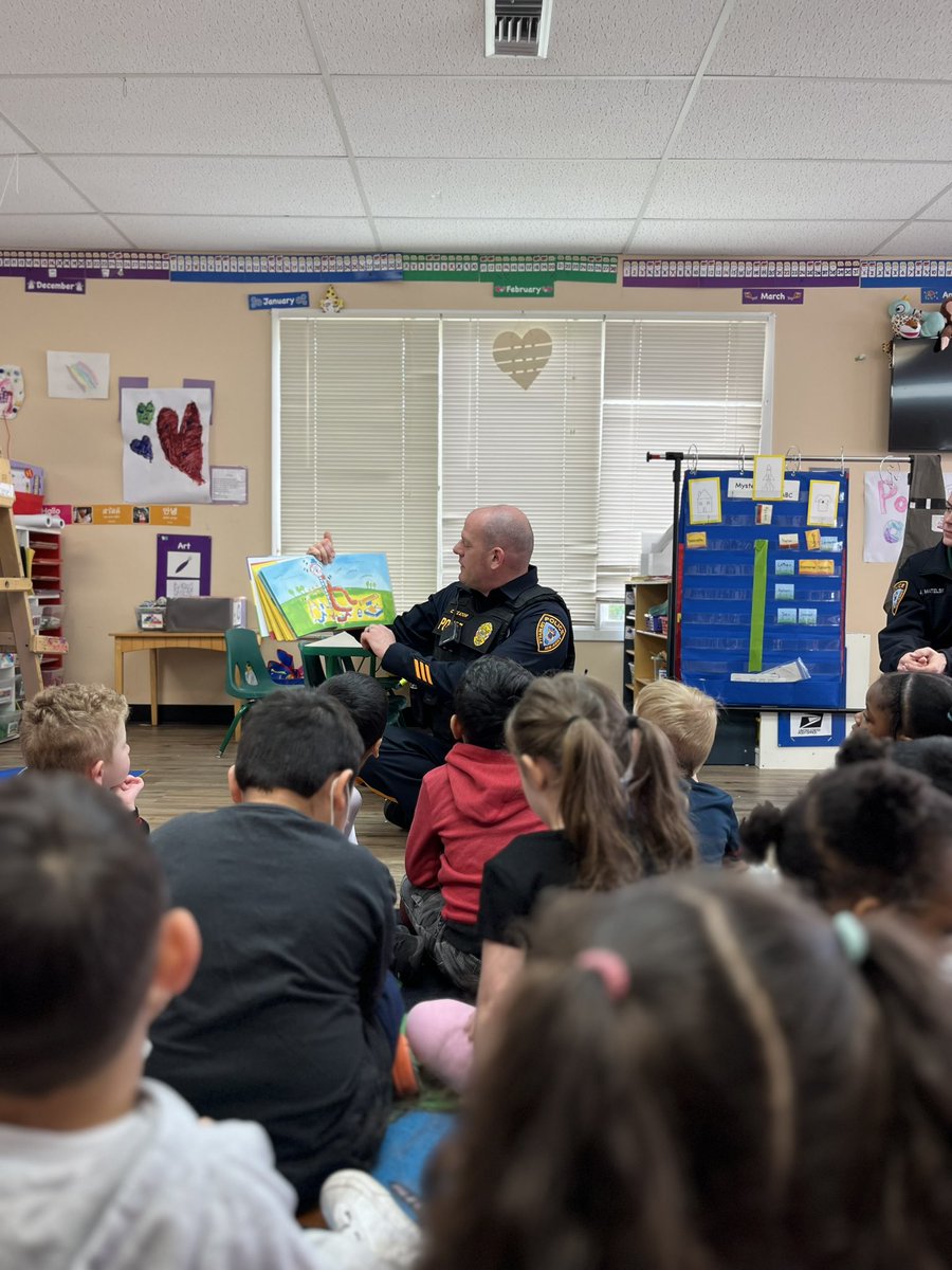 KidzlandPre's tweet photo. To wrap up our community helper theme we had a special guest come in and read our favorite book and teach us all about safety. 👮‍♂️😀 @PB_Cheesequake https://t.co/x2VZdBvjCD