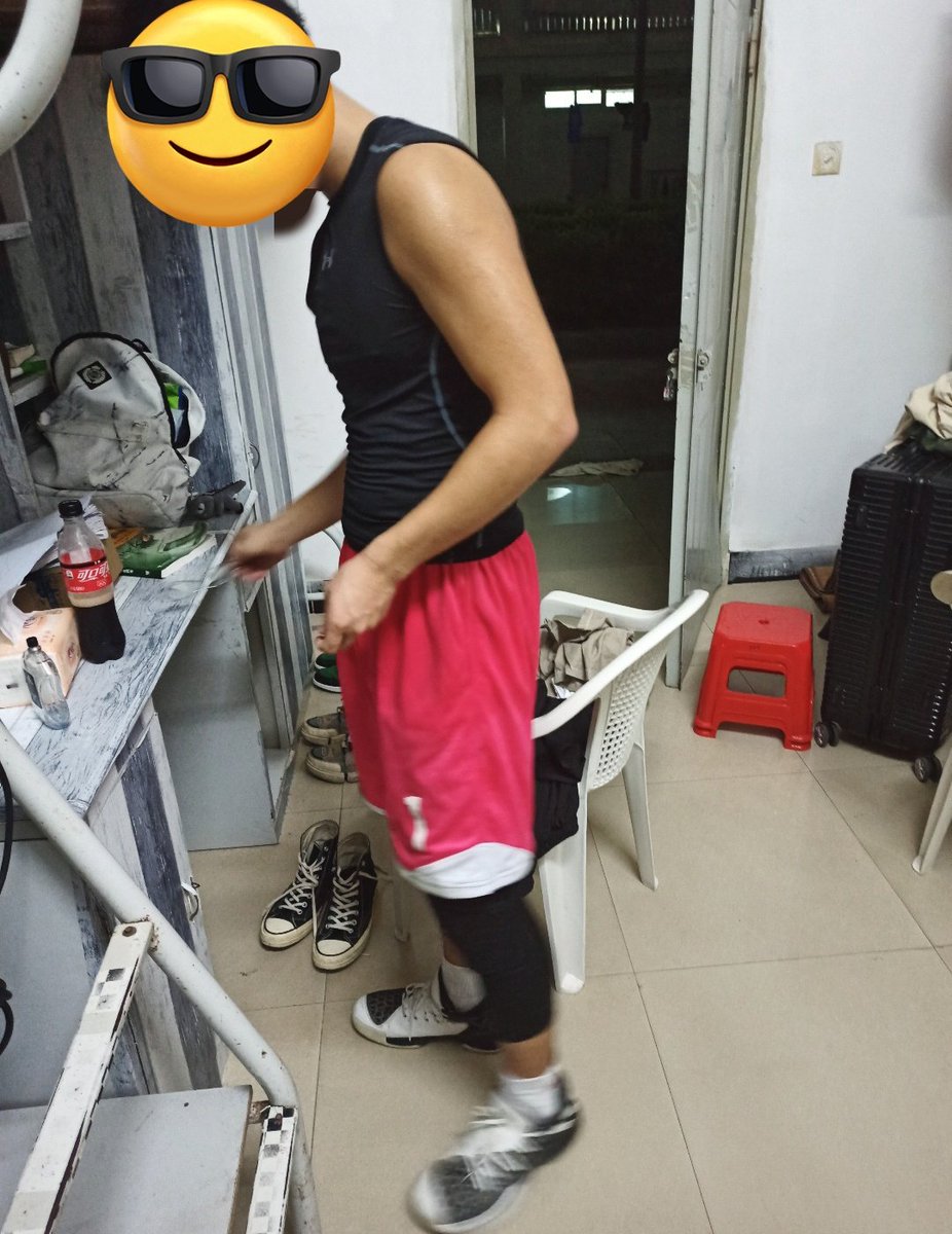chengjuluER's tweet photo. 🏀小哥 https://t.co/5kmfwzHmTU
