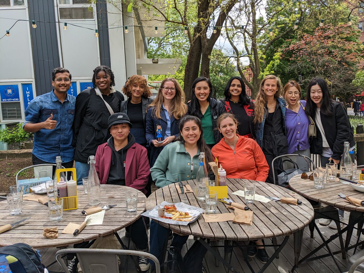 MariInTokyo's tweet photo. My @nyupublichealth students gave me a bobble-head of myself and it is delightful. Class of 2023, you're almost there! https://t.co/IsodmATvxl