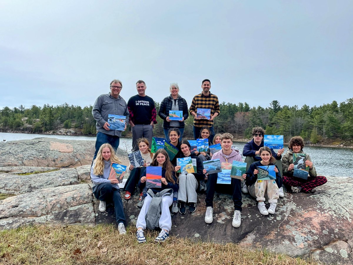 sbauld71's tweet image. It’s time to VanGogh back home! - thanks Killarney for all your beauty but most importantly, thanks to a wonderful group of @theyorkschool students who painted, laughed, learned and connected with nature and one another 🎨❤️