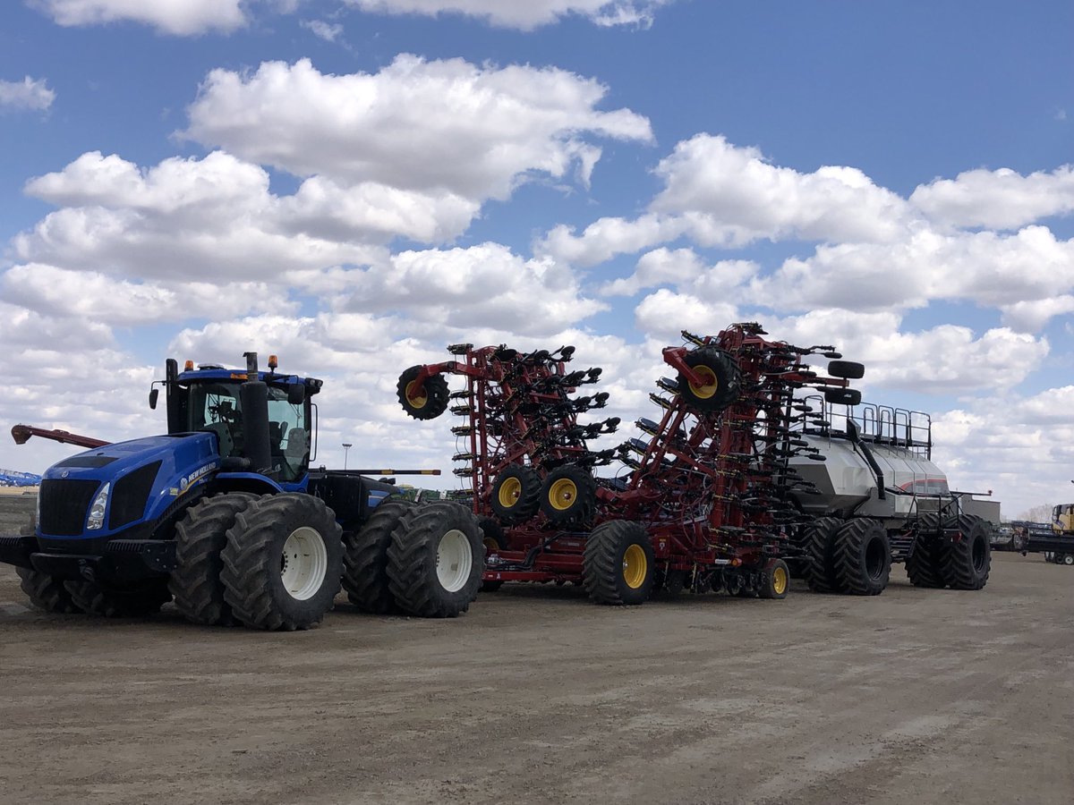 Couple of nice rigs Rollin out….