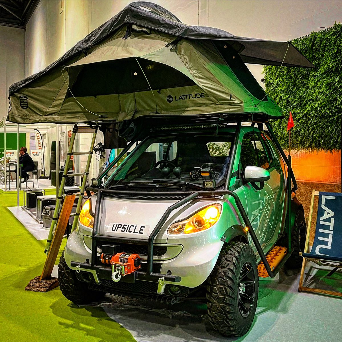 maxreestore's tweet photo. Great to see the off road Smart Car with the new roof tent and @outlandishcamp cooker unit in the boot!
If you’re coming to @GrandDesignsTV Live then please pop by and say hello 🤙🏼
#granddesigns #design #grandesignslive #gdlive https://t.co/rU5W5NqDFg