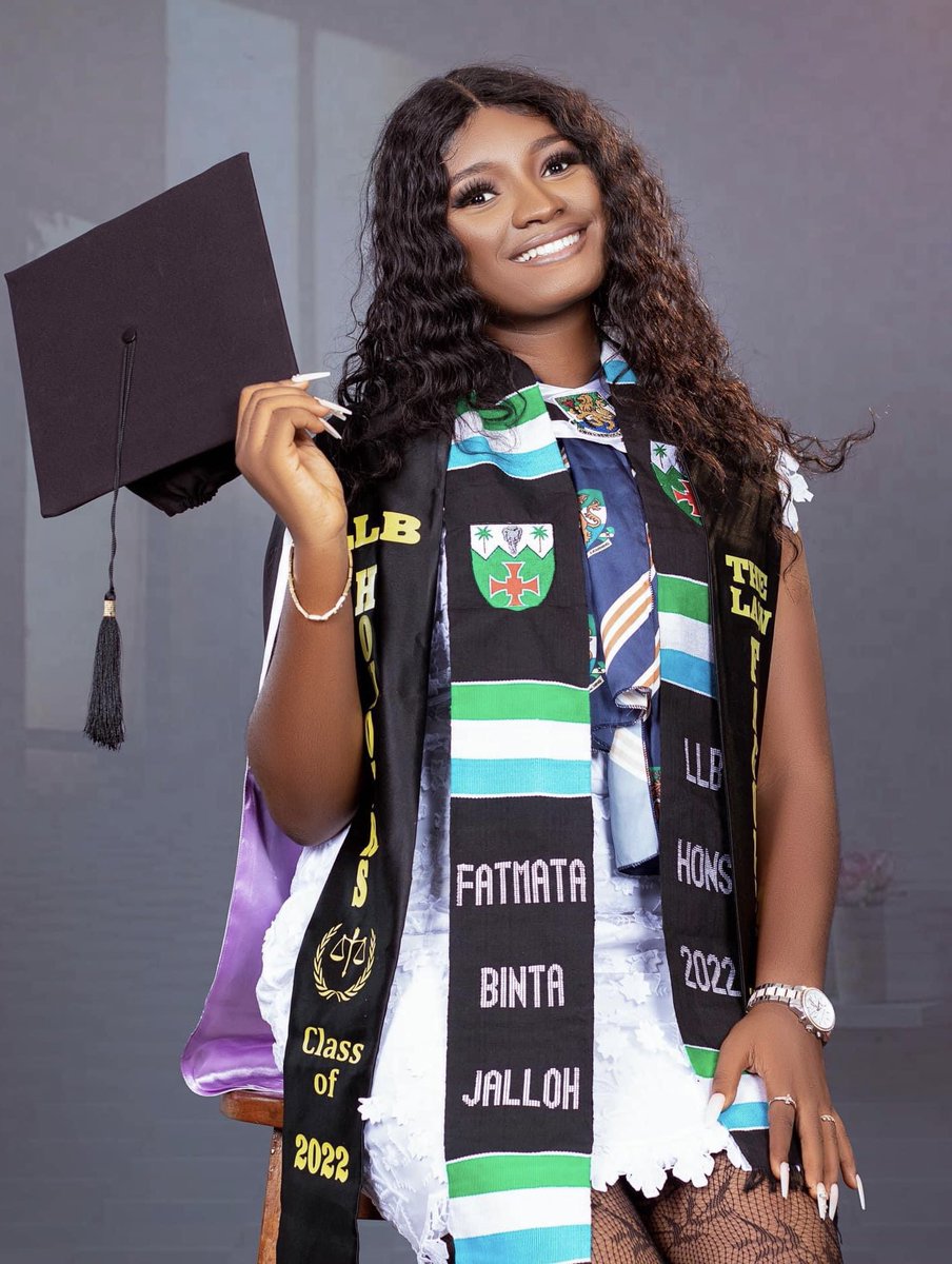 thesalonelinkup's tweet image. #SaloneGrad: A huge congratulations to Fatmata B. Jalloh for graduating with a Bachelor of Arts in Law with honors!🎉✨🎓