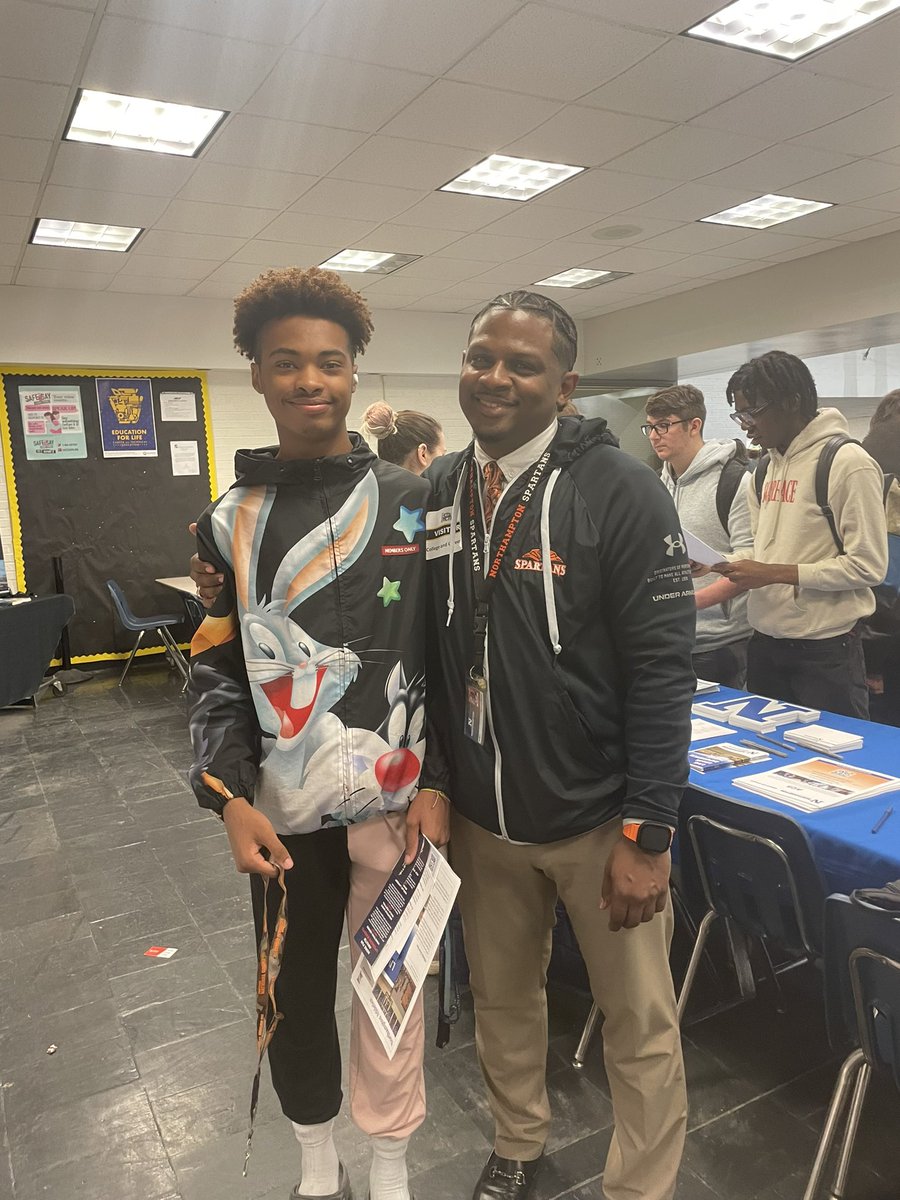 BomarTerrence's tweet photo. Today was College and Career Day at MCTI. Northampton Community College was in the building looking for future Spartans! 

I also ran into a few former students (and family)!

#SwordsUp⚔️🏀
#CommunityIsOurMiddleName https://t.co/Ebi9BABWaM