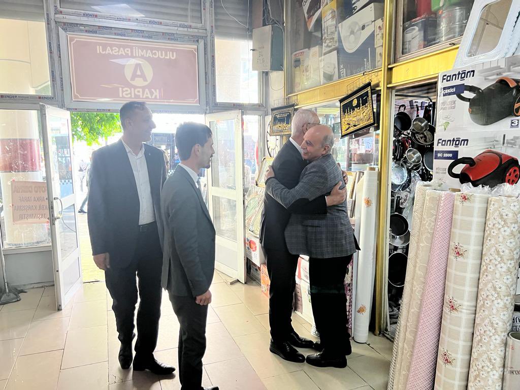 📍Ulu Camii Pasajı

Pasaj esnafımızı ziyaret ederek, kıymetli esnafımıza hayırlı ve bereketli kazançlar diledik.
<a href="/FeyziBerdibek1/">Feyzi Berdibek🇹🇷</a>