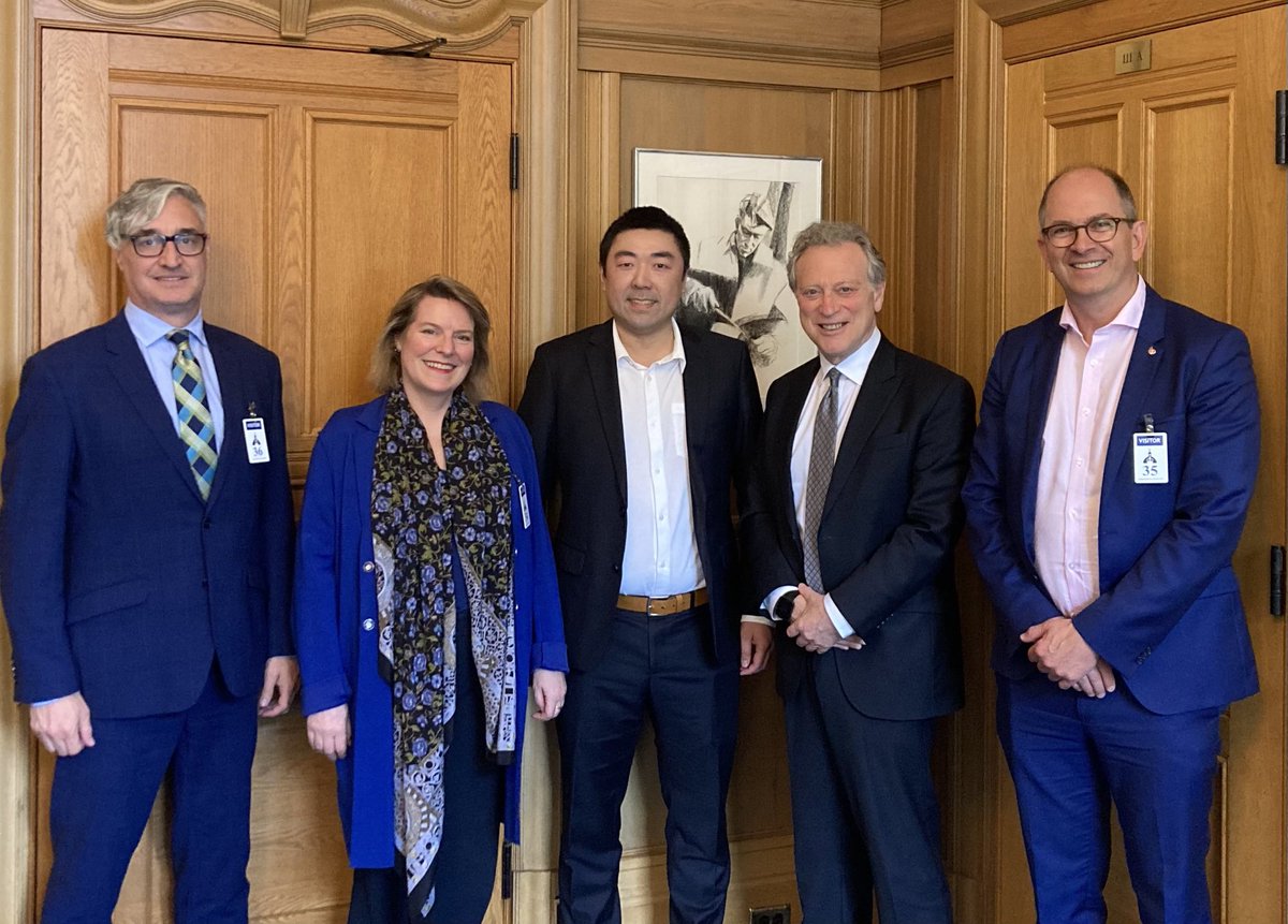 GeorgeHeyman's tweet photo. Productive discussion with members of Insurance Bureau of Canada. Great to hear more about their support for BC’s Climate Preparedness and Adaptation strategy and plans to address Flood Strategy and Resilience planning. https://t.co/JLQxsdQJ9F