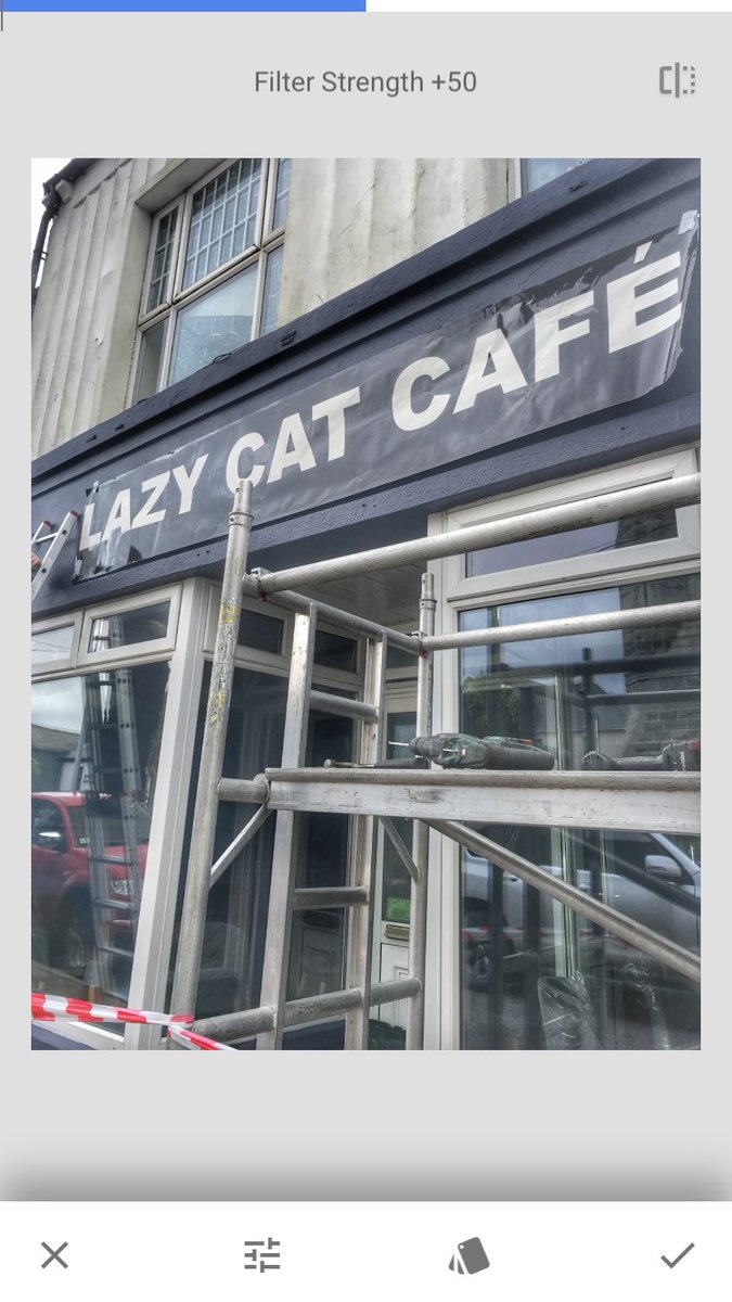 Hey, y’all!! Some Ukrainians are setting up a new cafe in Cahersiveen!! The temp. sign went up today. They’re not sure about an exact date (no electricity); fingers crossed it’s May Best of luck with the Lazy Cat Cafe! #SkelligCoast #TodayInIreland