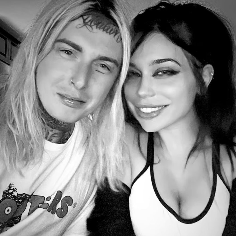PortalGhoste's tweet photo. 📲 • @ skyefires via stories do instagram com o Ghostemane. (05-05-2023) https://t.co/EPuAIQvMvv
