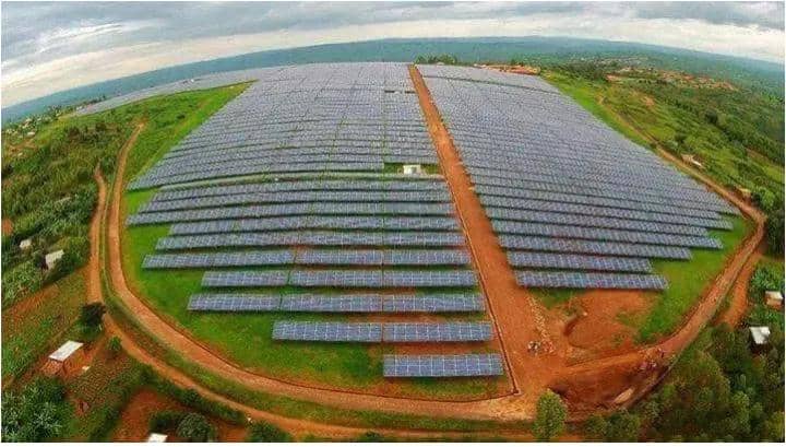 #Rwanda's largest solar power project.

This beautiful plants construction has generated 350 local jobs and enhanced Rwanda's generation capacity by powering thousands of homes in the villages.
#letsgoafrica
#Rwanda