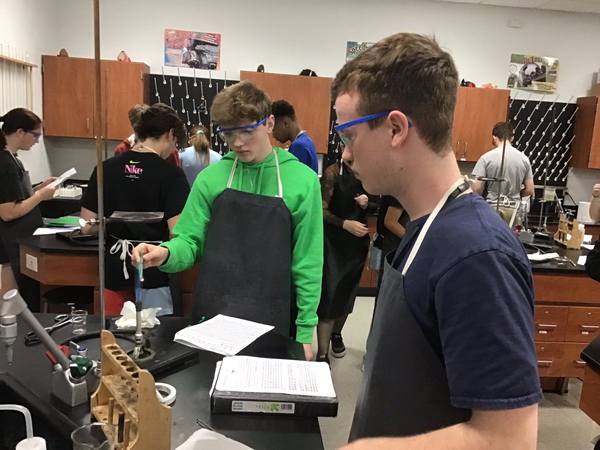 DoDEA_OTHS's tweet image. Honors Chemistry students are busy working to identify unknown #cations during their #qualitativeanalysis lab! #dodeagrants #oths #scienceisfun