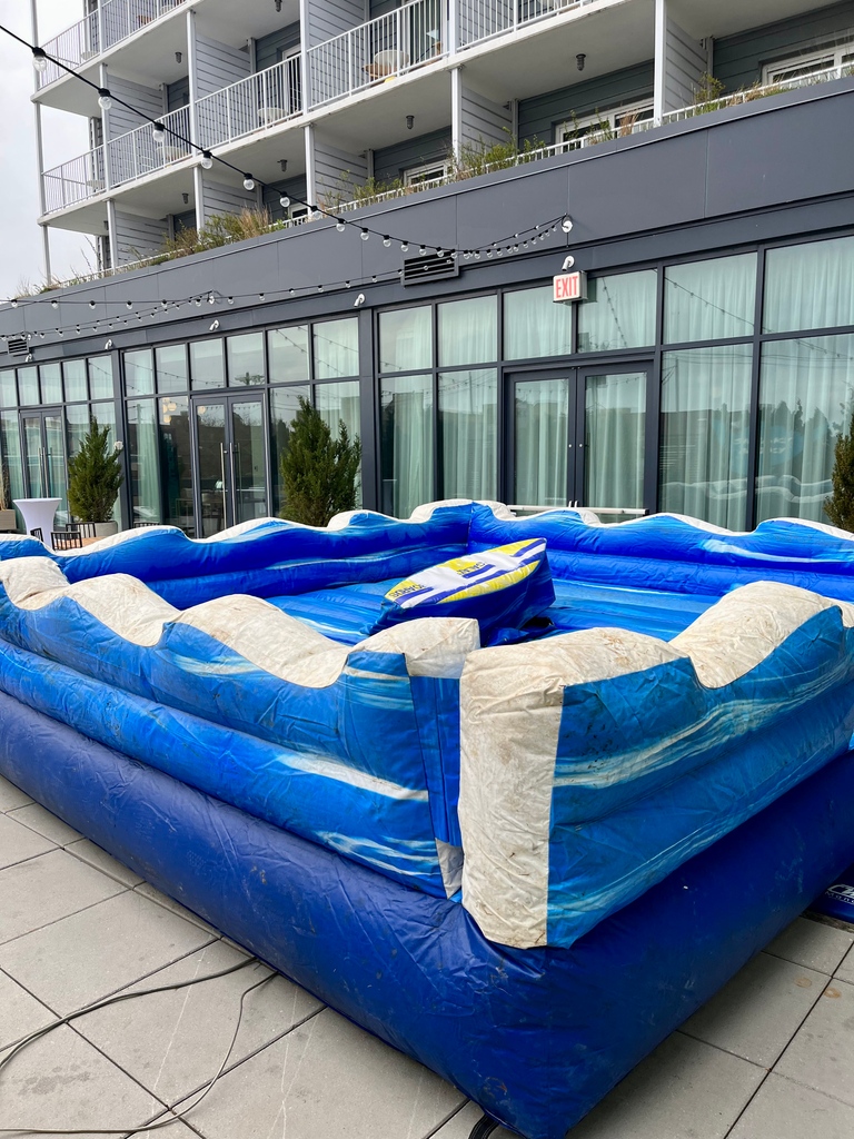 NYFFevents's tweet photo. Catching waves at a surf-themed bar mitzvah 🌊☀️🏄‍♂️

Guests enjoyed a surf simulator, ping pong, air hockey, and Pop-A-Shot at a beachy mitzvah celebration at The Rockaway Hotel.

#NYFF #NYFFEvents #newyorkevents #furniturerentals #gamerentals #barmitzvah https://t.co/b7Gt2XwxHq
