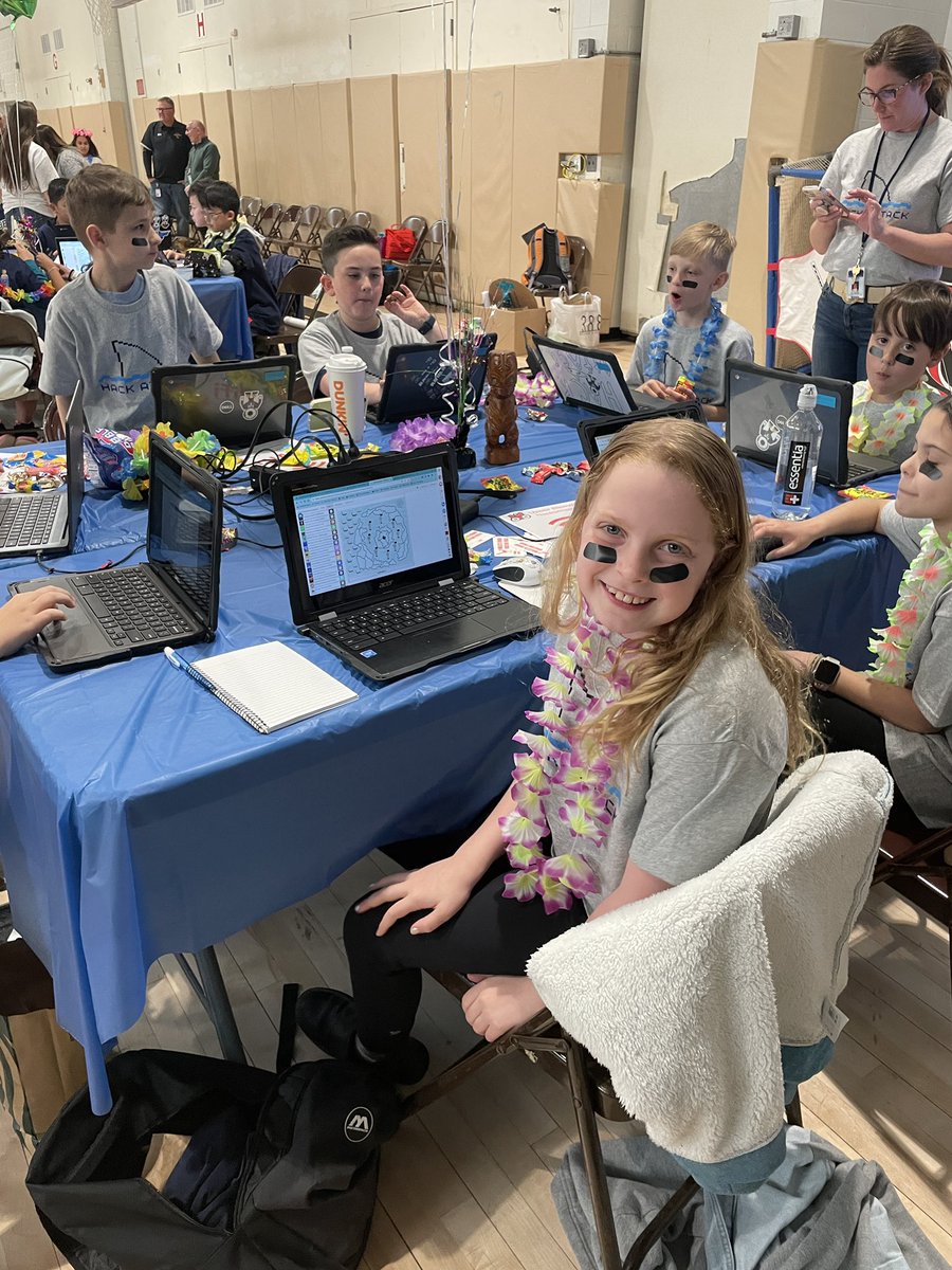 Mr. Ferrara tweet media