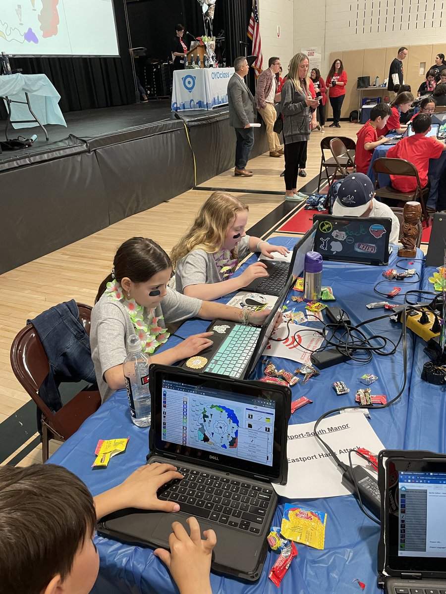 Mr. Ferrara tweet media