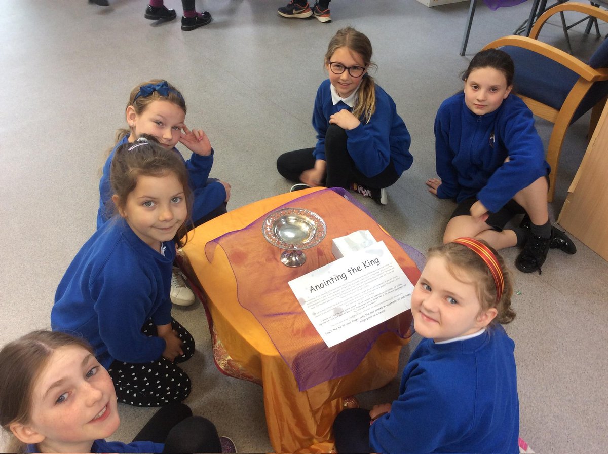 DeanCESchool's tweet photo. We have had a lovely couple of days celebrating the King's Coronation. Starting with a prayer morning yesterday and dressing in red, white and blue and having a picnic lunch today. It all ended with a collective worship with Mrs Laker. https://t.co/CiPppS54Jq